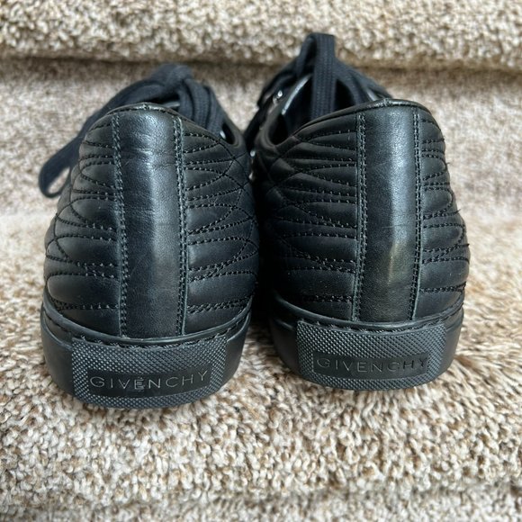 Givenchy Unisex Black Embossed Sneaker Shoes G2927 main image 6